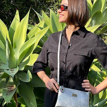 Liz Soto Handbags - Wholesale Crossbody Bag - Women's - Ella 3311 cross-body and wristlet