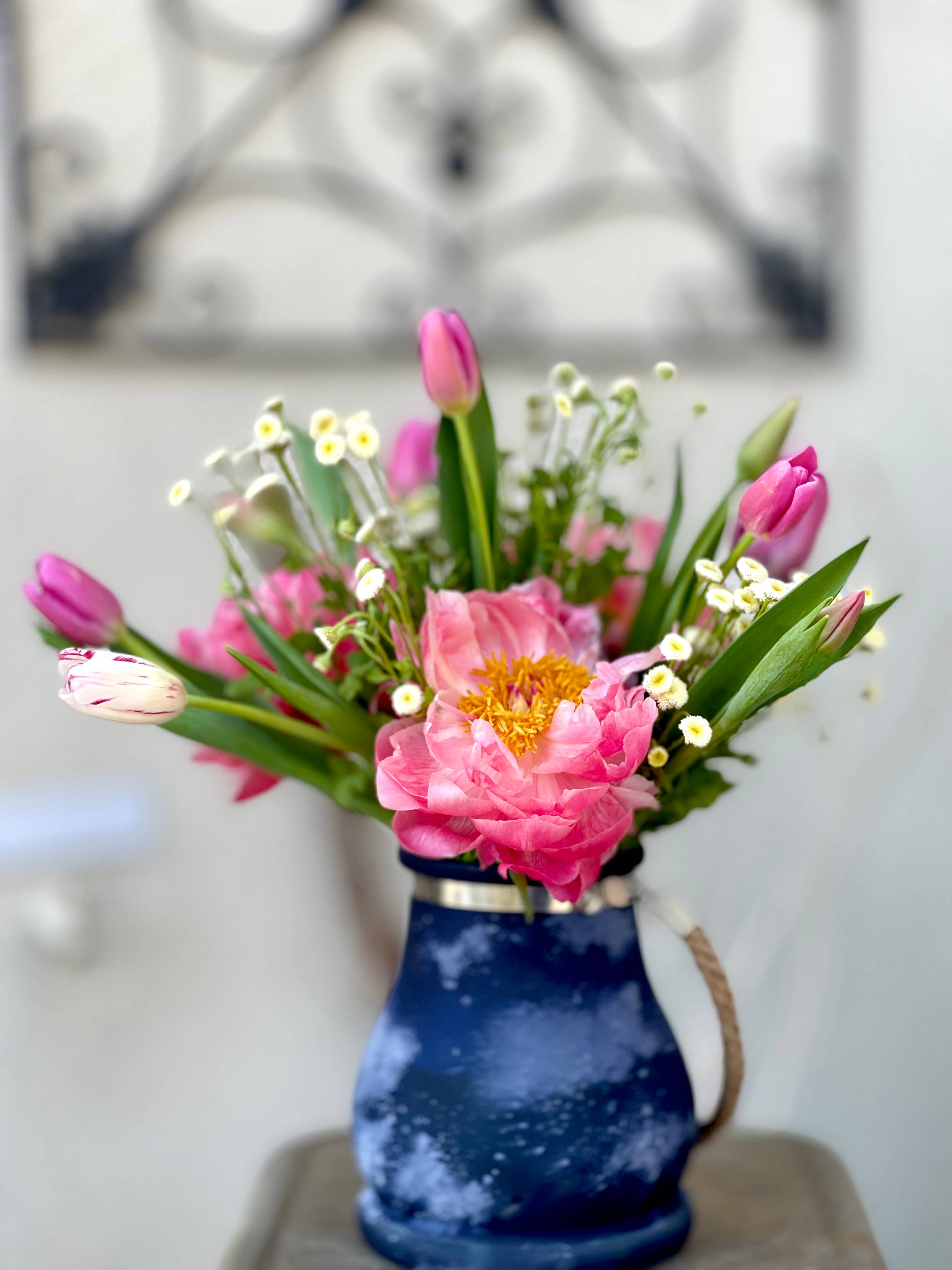 Home Kreation by KK dba Kraft Klub - Wholesale Decorative Jar - DECORATIVE NAVY BLUE FROST GLASS JAR WITH JUTE ROPE HANDLE1