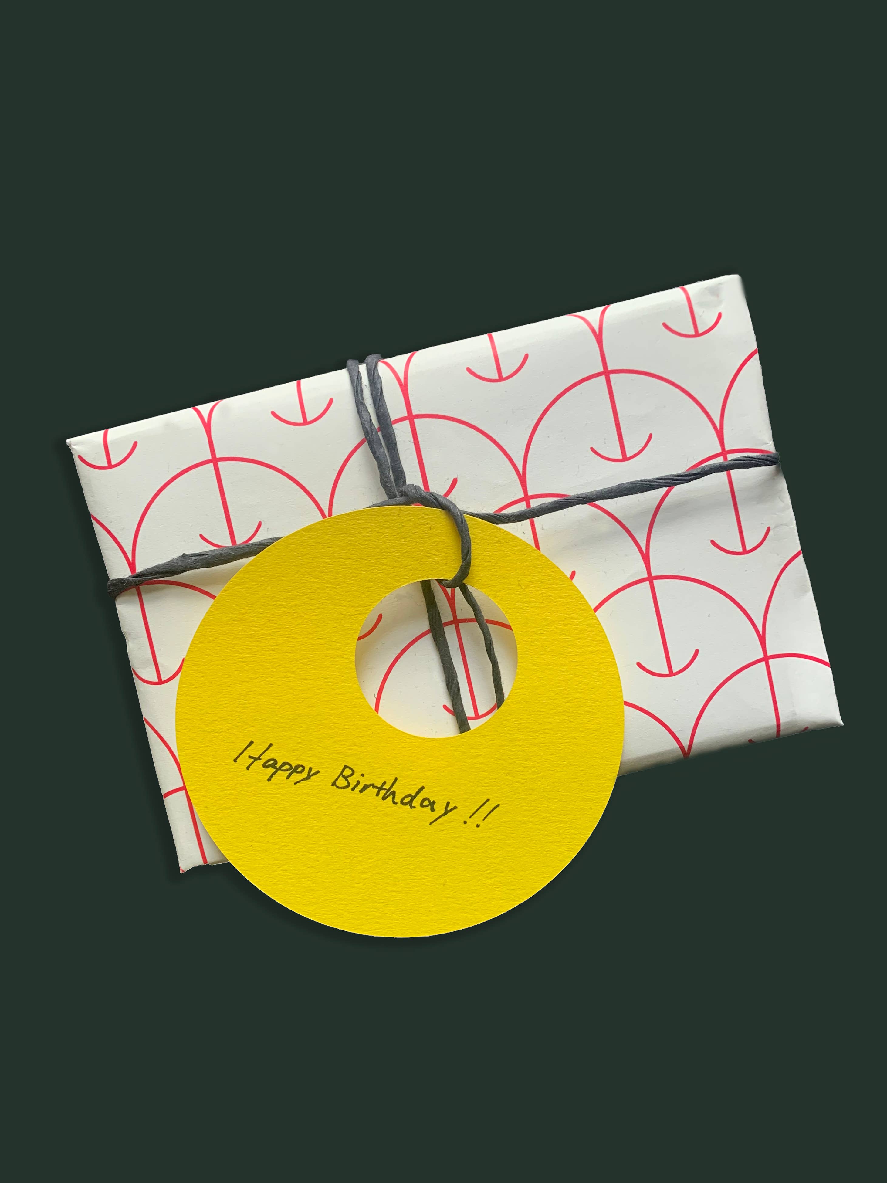 TenTa - Wholesale Gift Tag - Artisanal Hand-Cut Circle Gift Tag (Pack of 12)1
