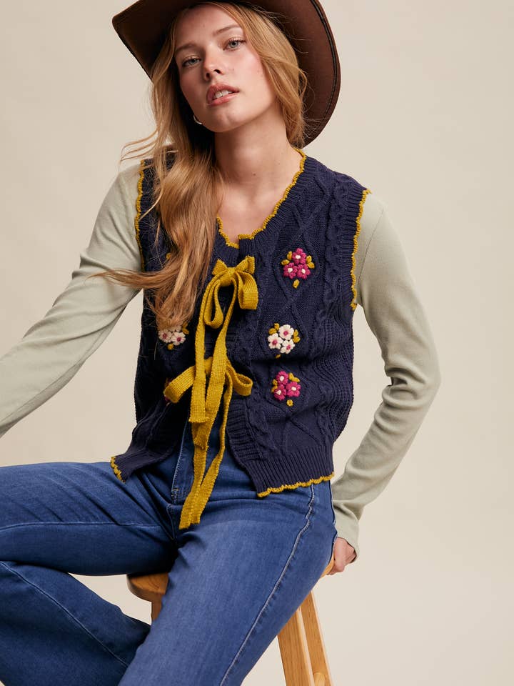 Gilet en maille à motif floral nœud papillon LSW1008 pour la vente par Listicle