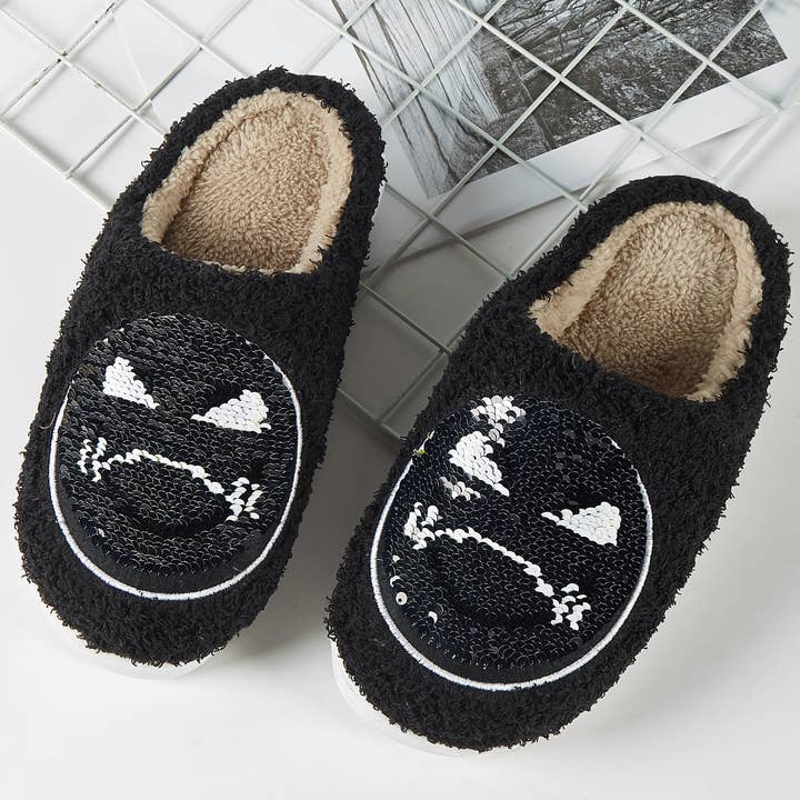 Cap Zone - Wholesale Slippers - Women's - Evil Smiley Emoji Reversible Sequins Slippers1