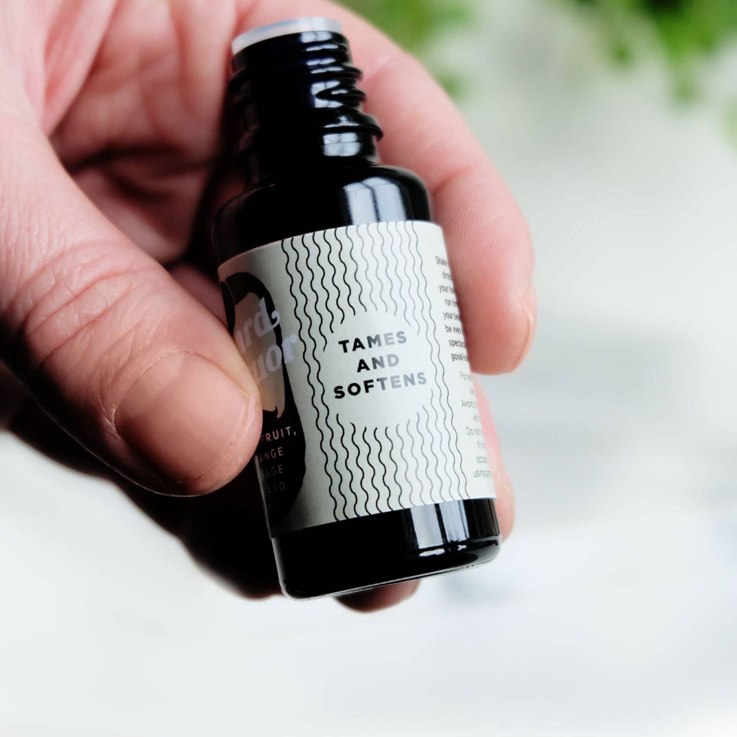 Paper Plane - Wholesale Beard Styling Product - Beard Liquor beard oil3