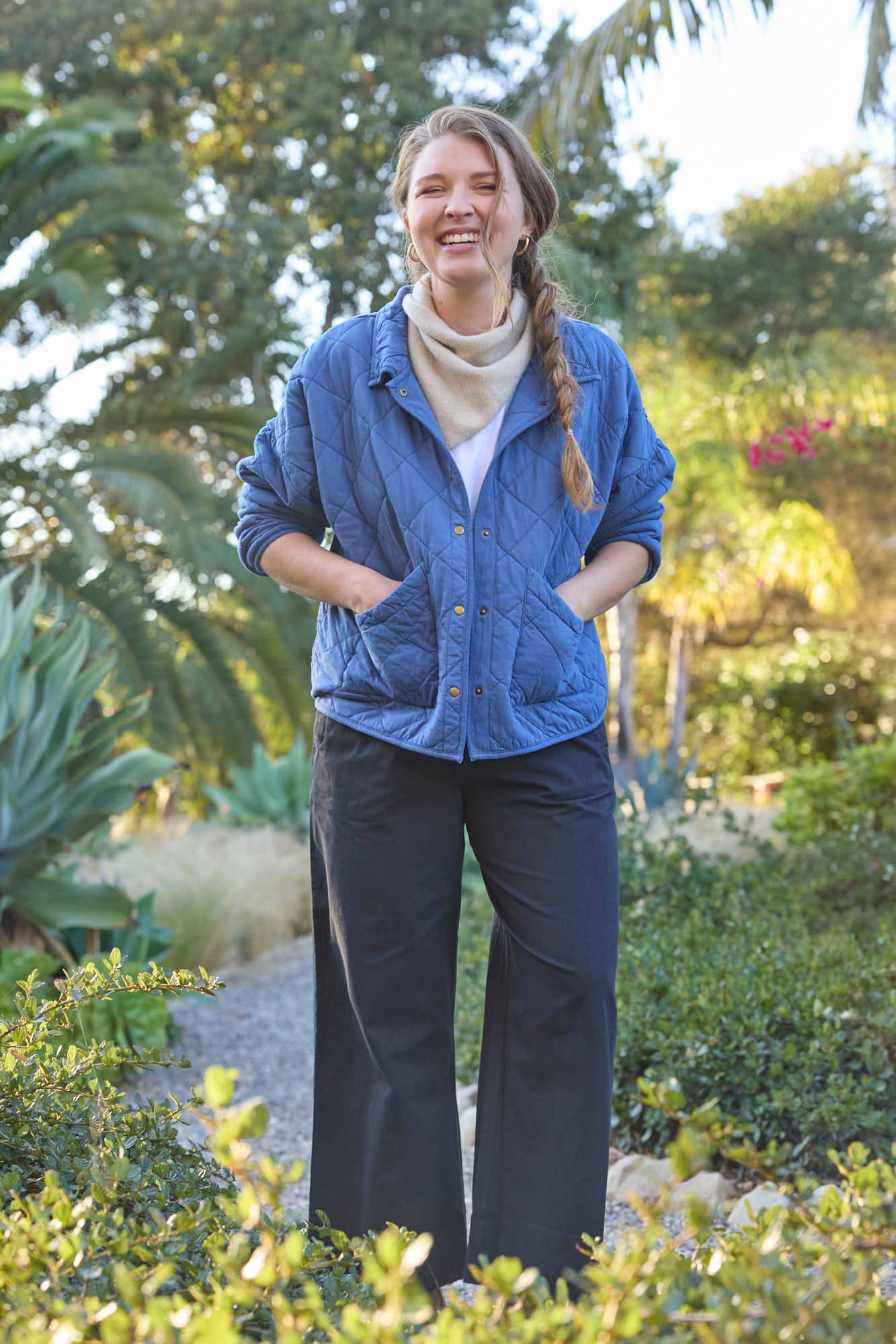 and for Good - Wholesale Jacket - Women's - Countryside Quilted Jacket - Inky Blue15