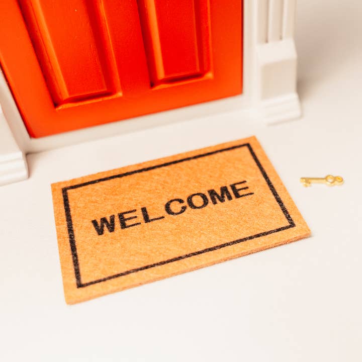 Crafty Holiday Helper - Wholesale Christmas decoration - Elf Door4