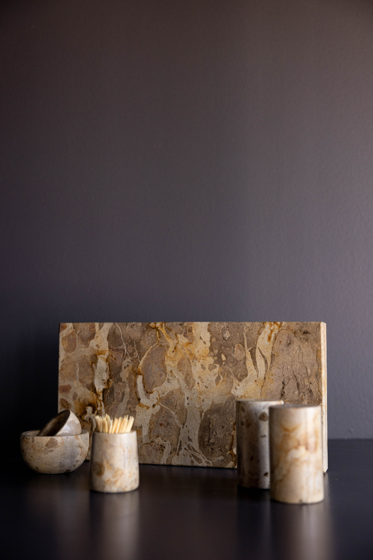 Luxe B Co – wholesale Trivet – Chocolate Marble Trivet Riser4