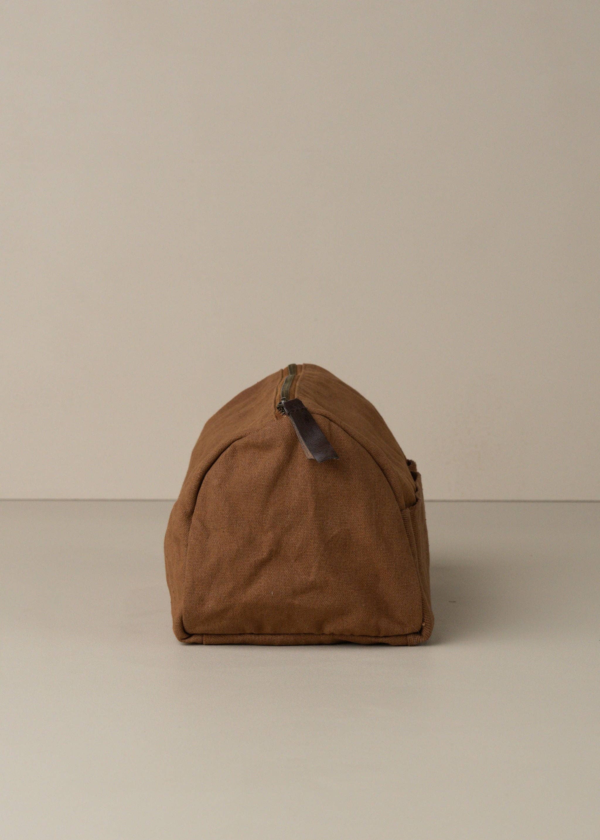 Saardé - Wholesale Toiletry Bag - Women's - Journey Toiletry Canvas Bag | Cinnamon1