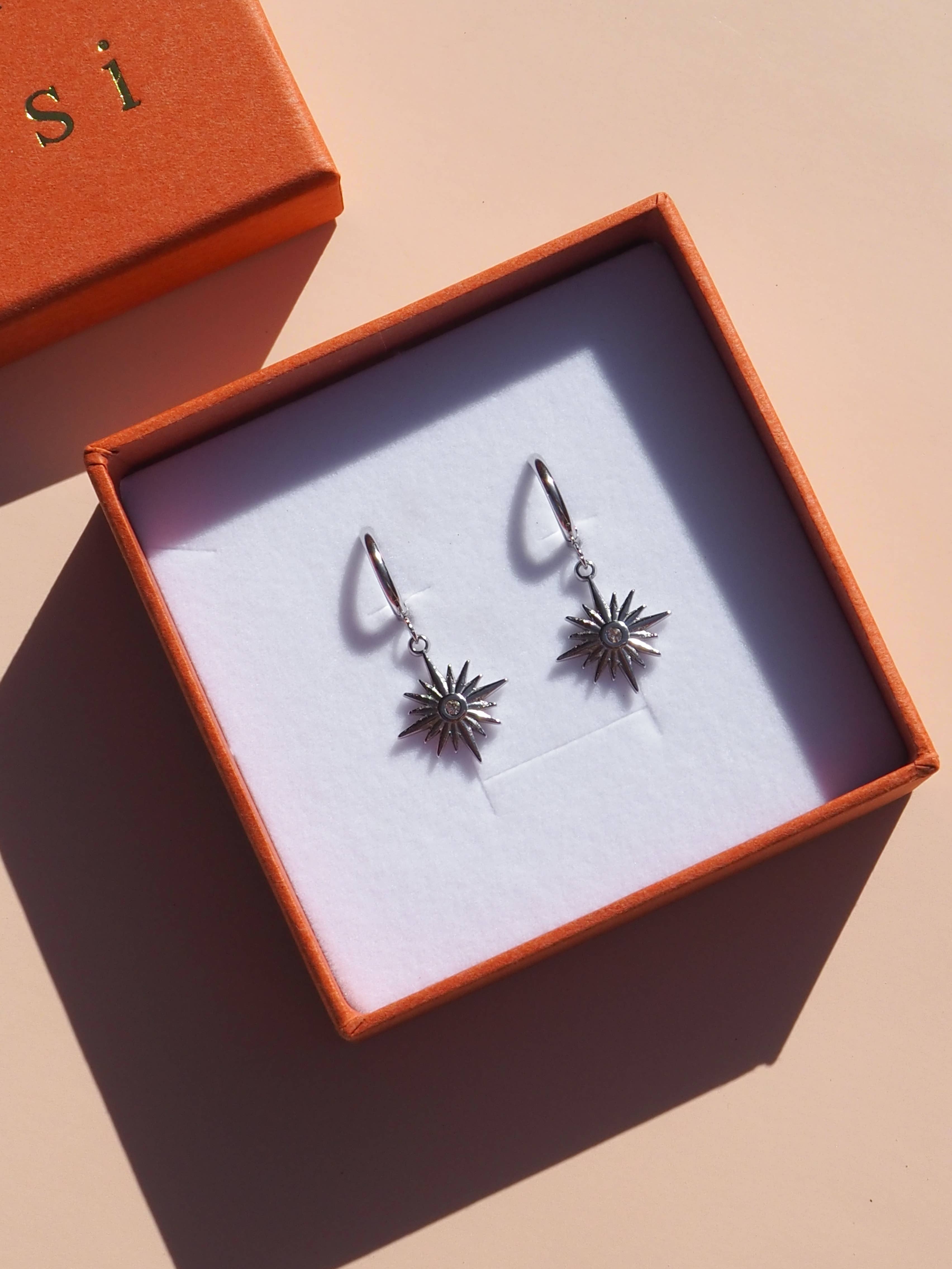 Alesi Jewellery - Wholesale Hoop earrings - Silver Star Zirconia Hoops