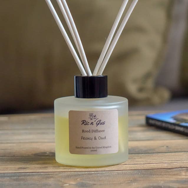 Peony And Oud Reed Diffuser for wholesale by Ric n'Gus Candles