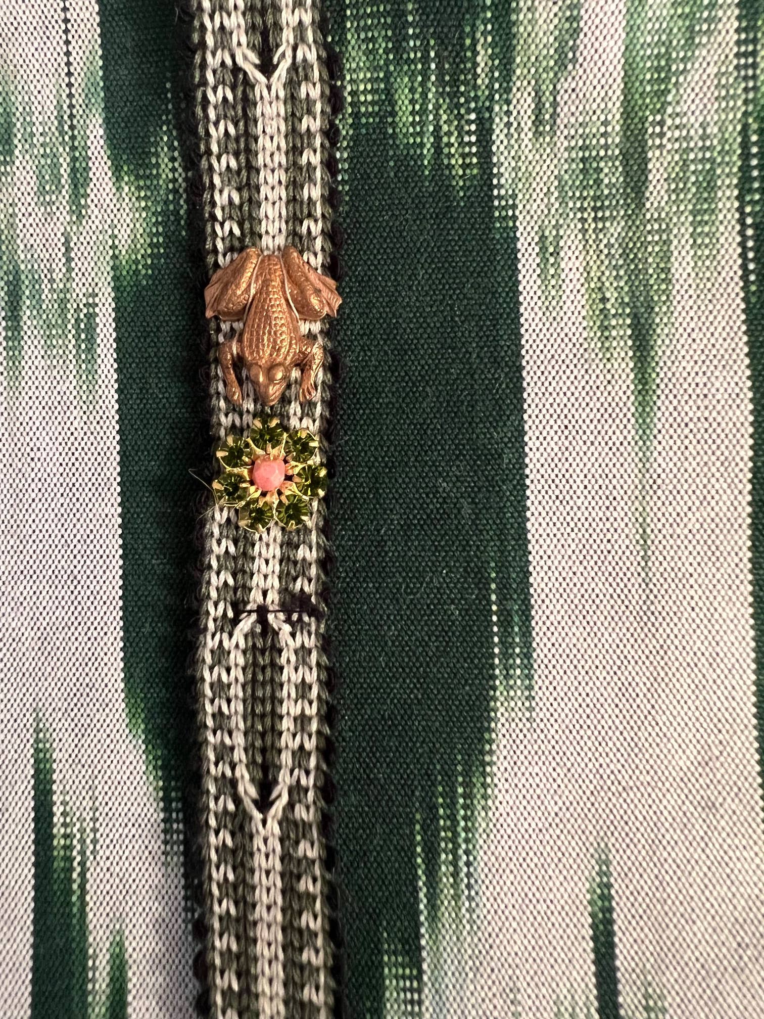 Tezeè - Wholesale Woven/Braided Bracelet - embroidered ikat fabric bracelet5