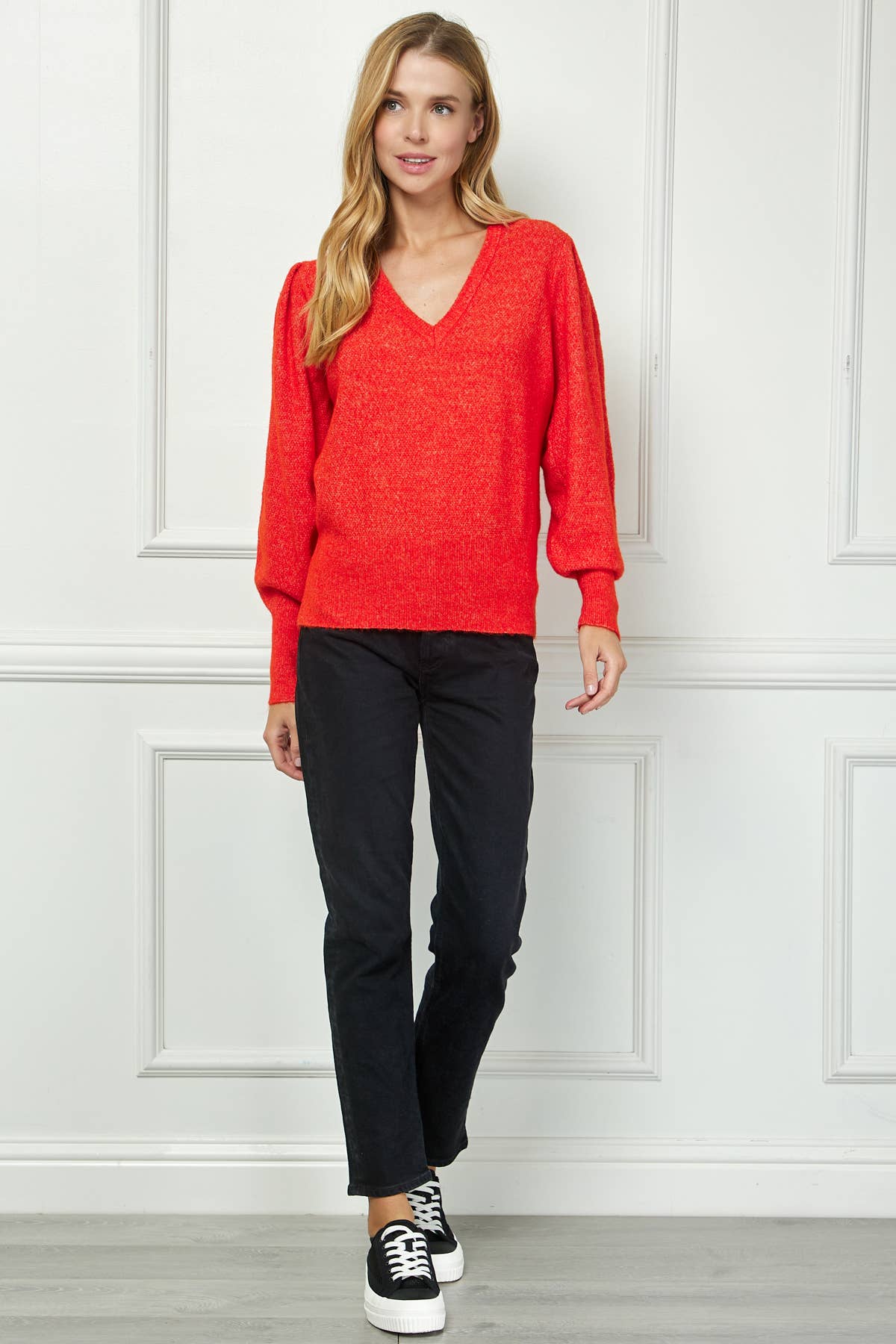 KÖRSBÄRSTOMAT MYSIG FEMME ULLPUFFTRÖJA för wholesale på Faire6