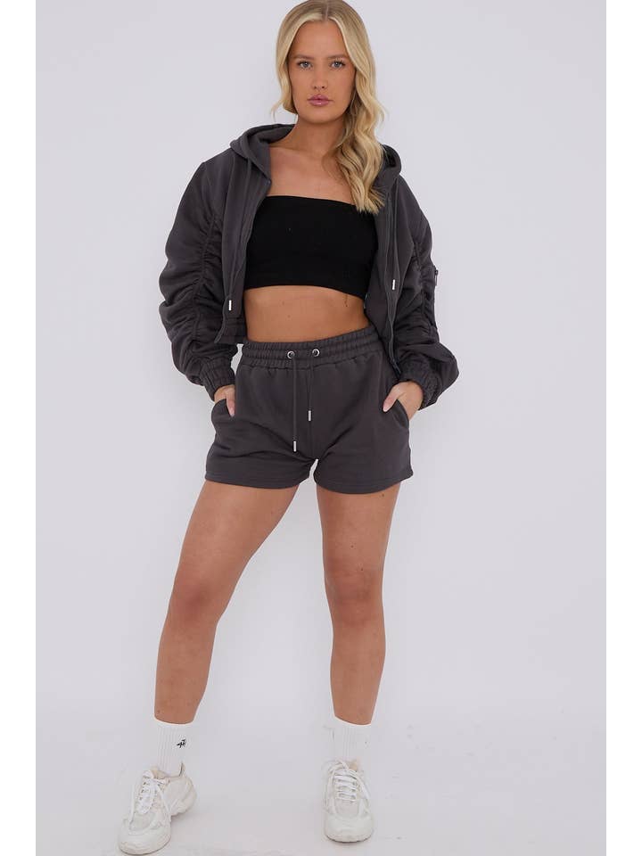 Stylewise Direct – wholesale Lounge set – Women's – Cropped Zip Up Ruched Sleeve Hoodie & Shorts Fleece Co-ord5