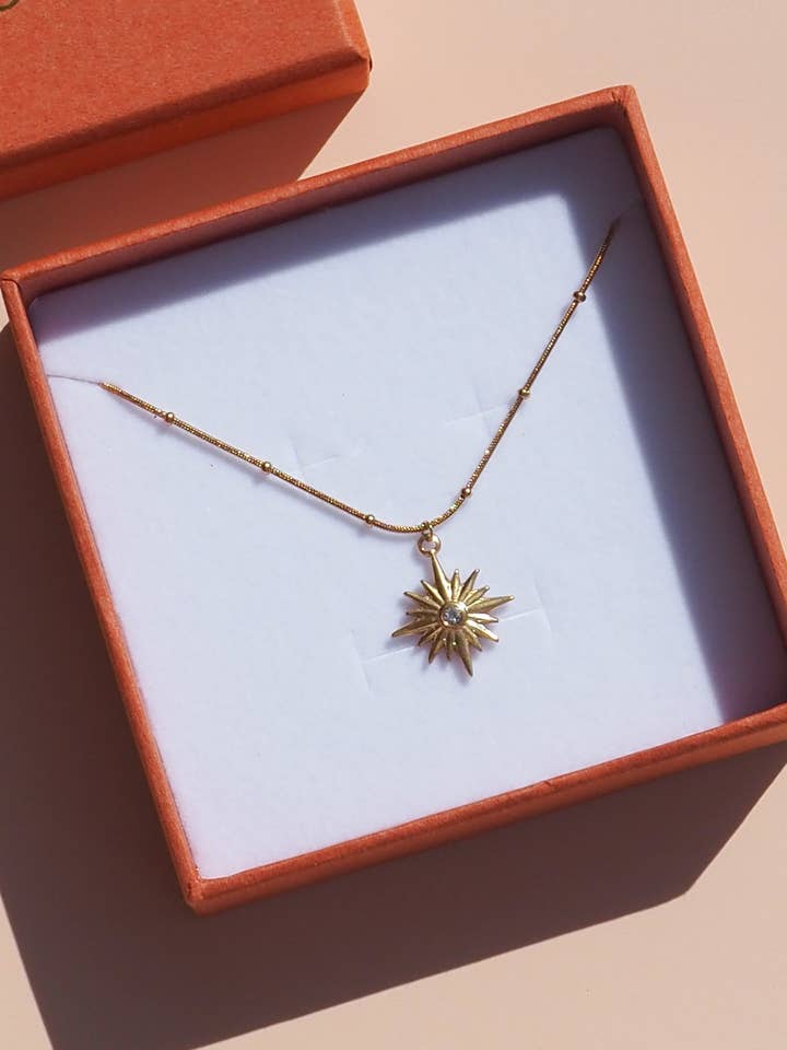 18K Gold Star Zirconia Satellite Necklace for wholesale by Alesi Jewellery