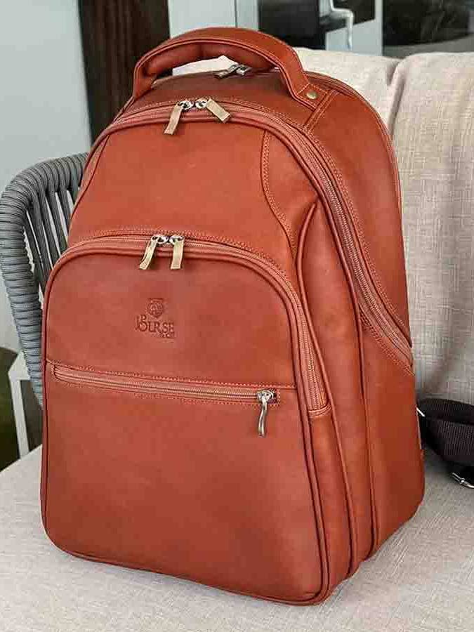 Julien pour la vente par Jpourse