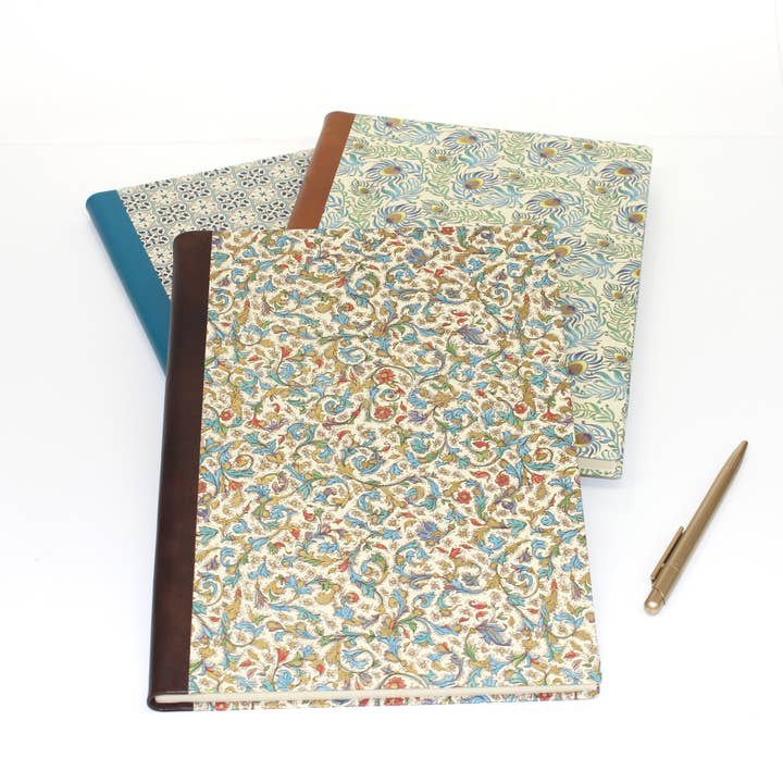 Livres d'invités à couverture rigide en cuir, format X-Large (8,5 x 12 po) pour la vente par San Lorenzo Design