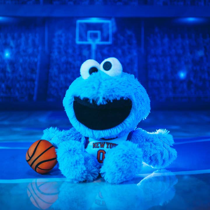 Uncanny Brands - Wholesale Stuffed/Plush Toy - Kids & Baby - Bleacher Creatures NY Knicks SS Cookie Monster 8" Plush3
