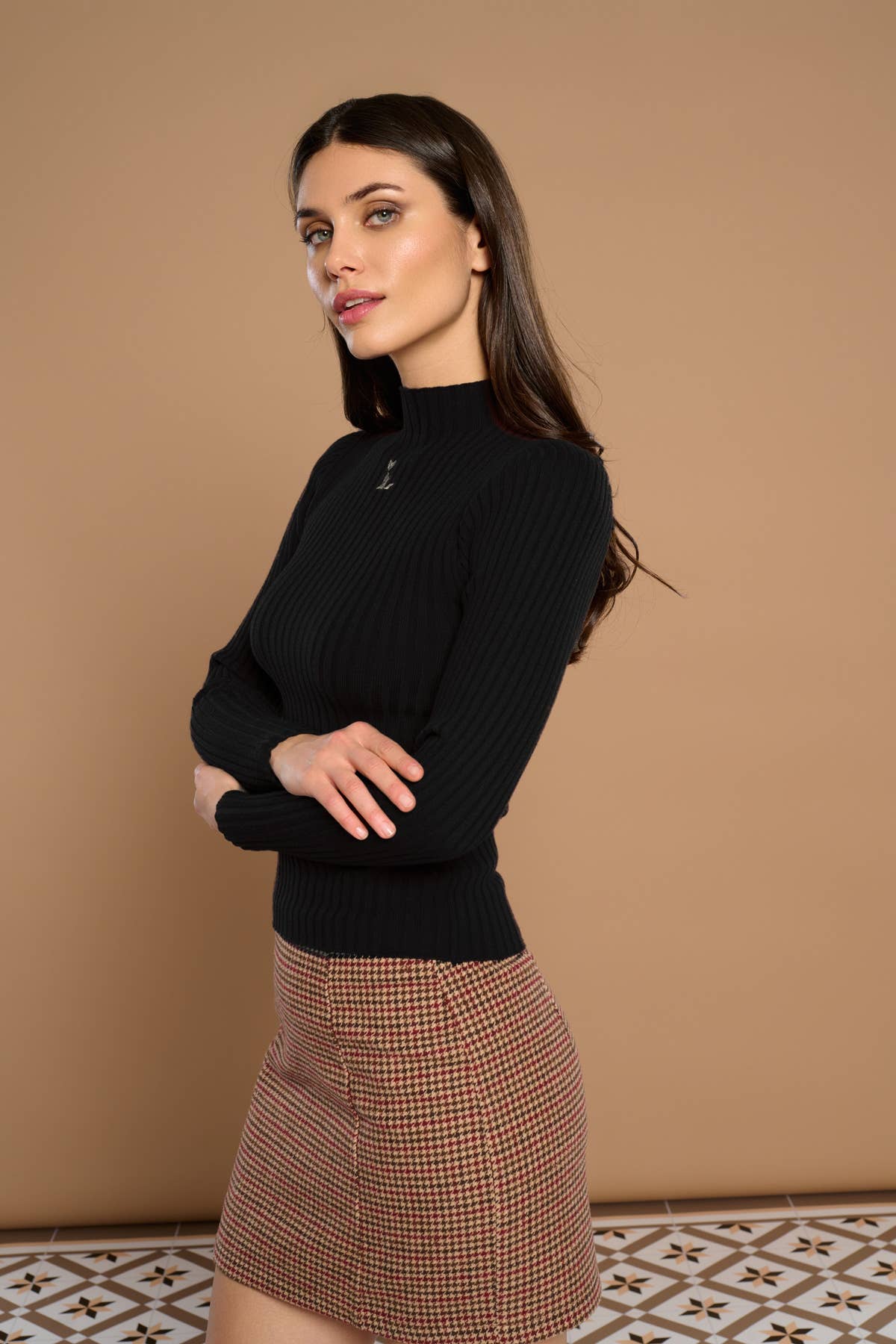 Black JERSEY NEGRO SOFIA for wholesale on Faire1