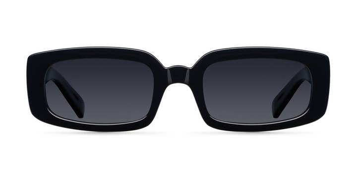 Konata All Black and other Purchase Wholesale gafas moda. Free Returns & Net 60 Terms on Faire trending on Faire.