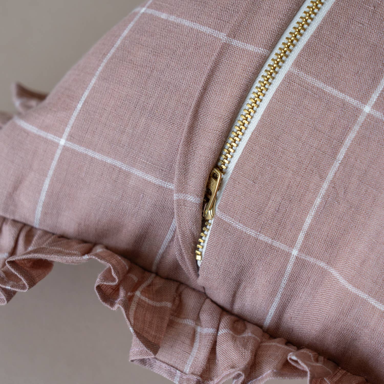 Rug & Weave - Wholesale Throw Pillow Cover - CALLIE Ruffle Pillow  3