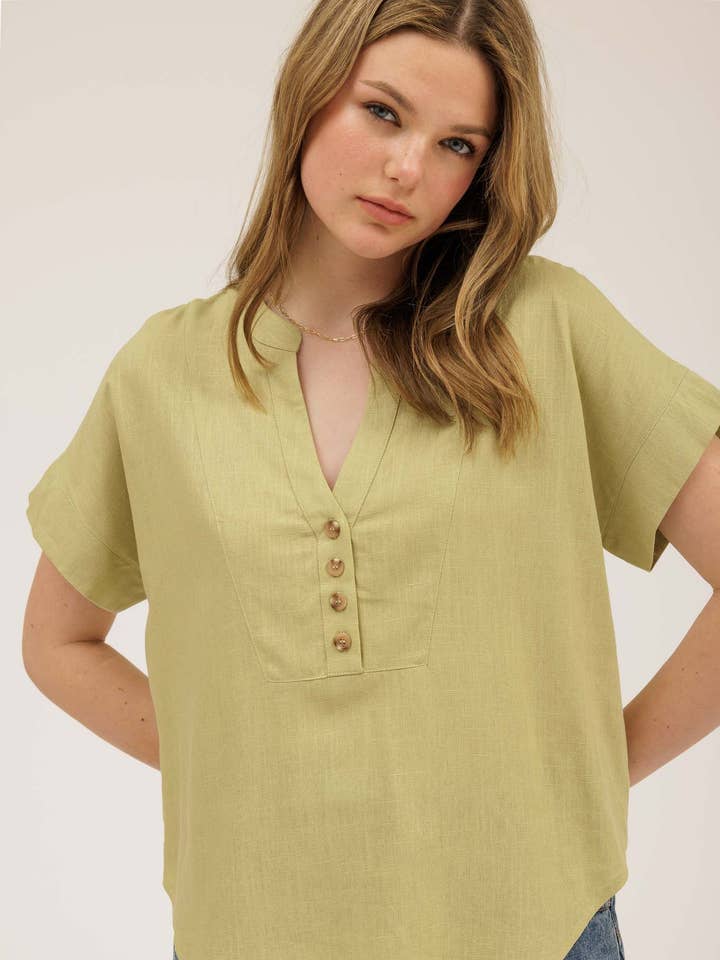 Blu Pepper - Wholesale Blouse - Women's - HENLEY SHORT BAT WING SLEEVE U HEM TOP
