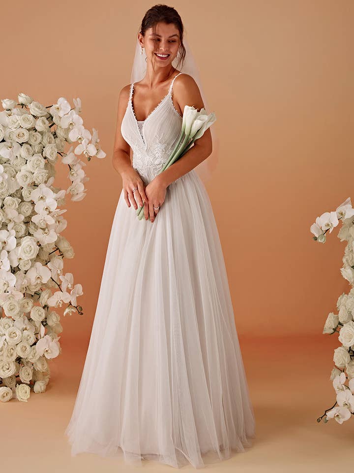 Ever-Pretty - Wholesale Gown - Women's - Glamorous A Line V Neck Spaghetti Straps Wedding Dress