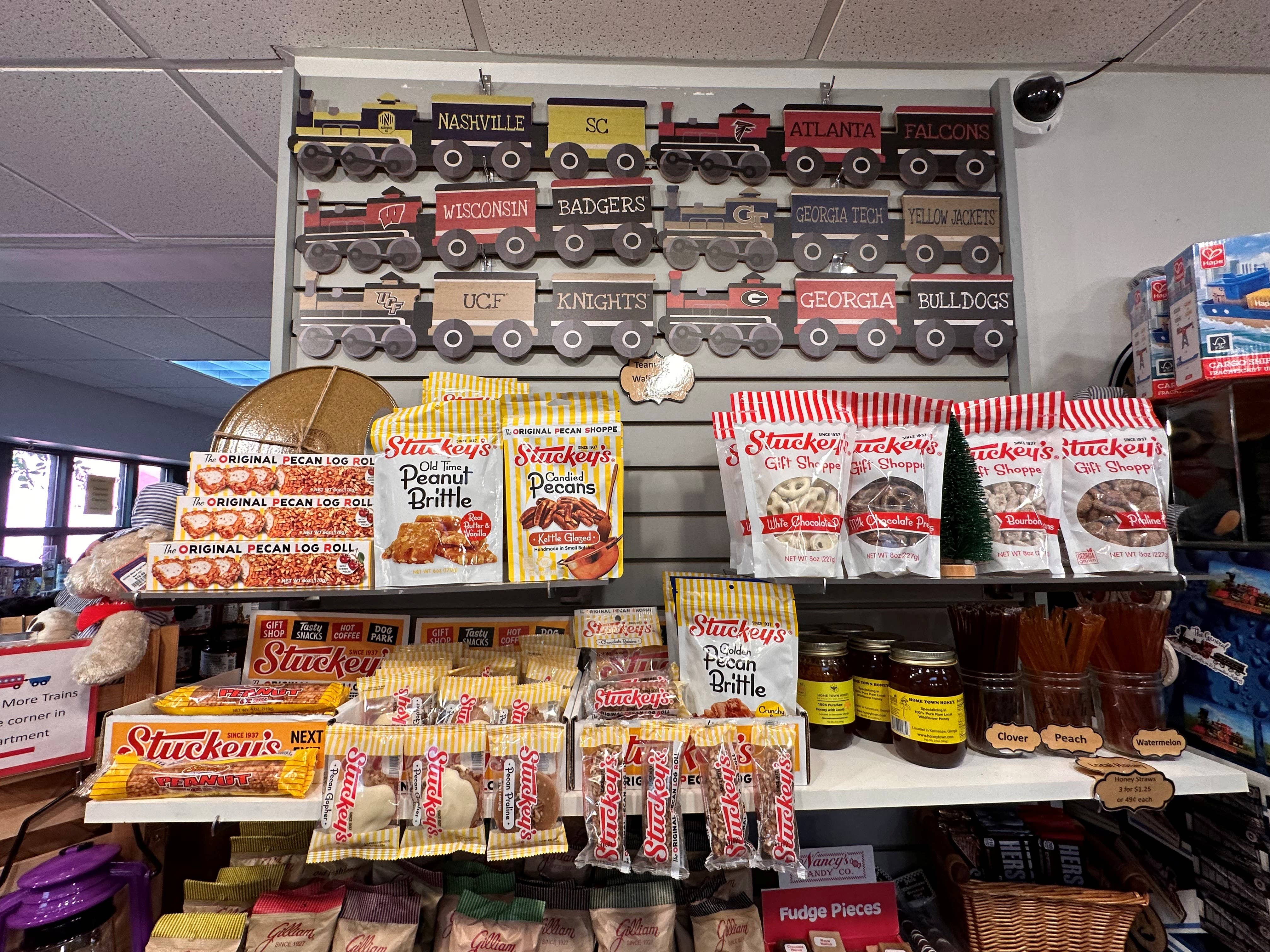 Stuckey's - Wholesale Chocolate Covered Sweets - Milk Chocolate Gopher14