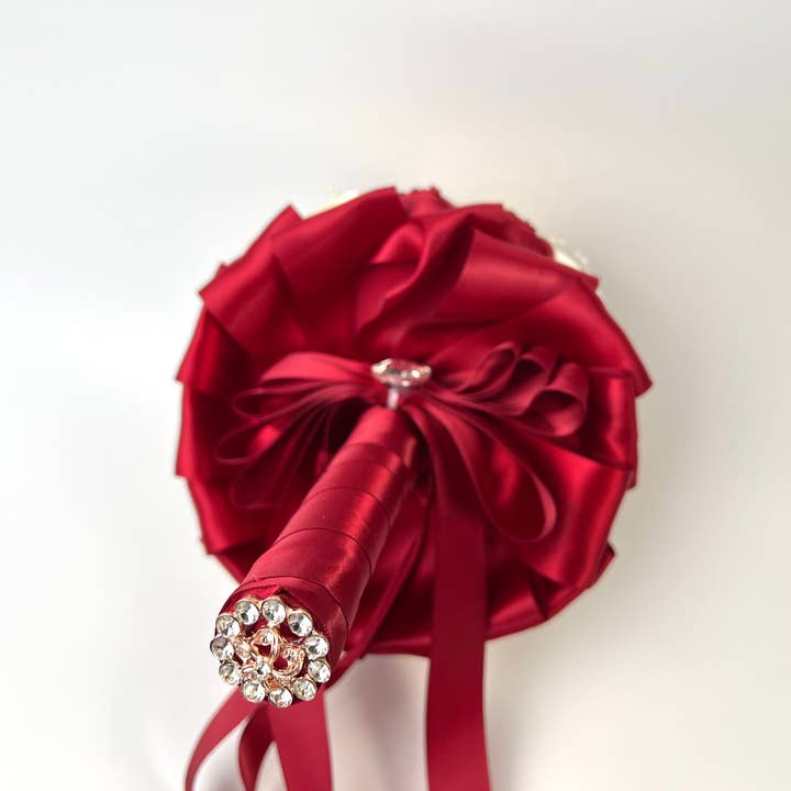 Floris Linens - Wholesale Artificial Flowers - Rhinestone / Pearl Bridal Brooch Rose Bouquet for Wedding