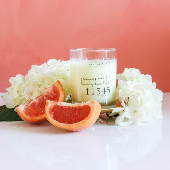 11545, candela di soia Grapefruit + Honeysuckle Coconut per la vendita all'ingrosso da parte di Cali Meets NYC