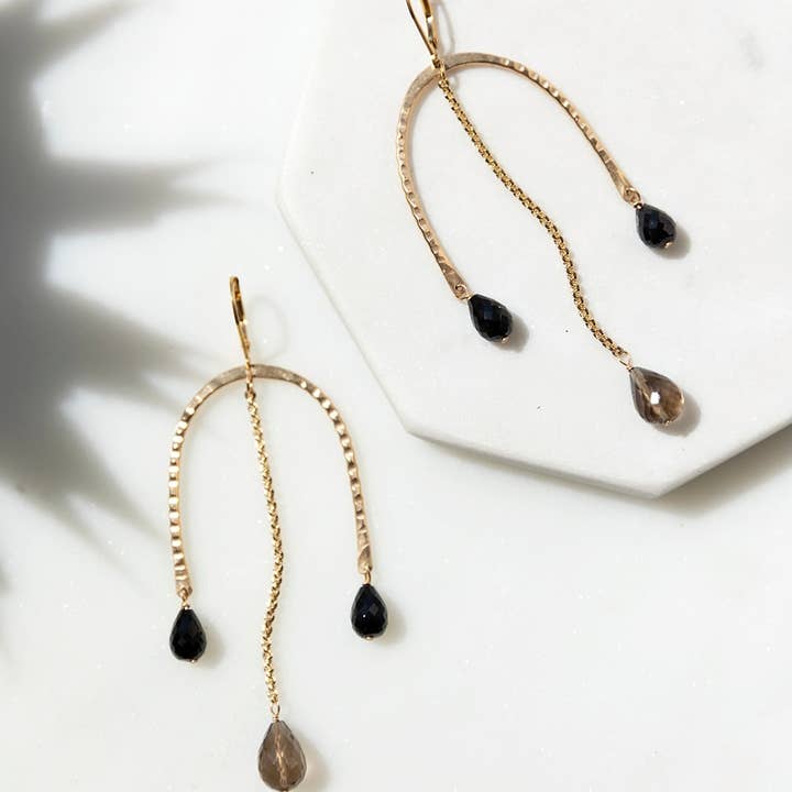 Sorcière pour la vente par Maya Bauman