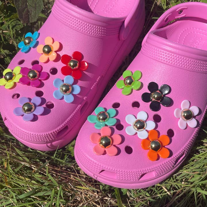 Mini Kitty Designs - Wholesale Shoe Accessories - Golden Flower Croc Charms