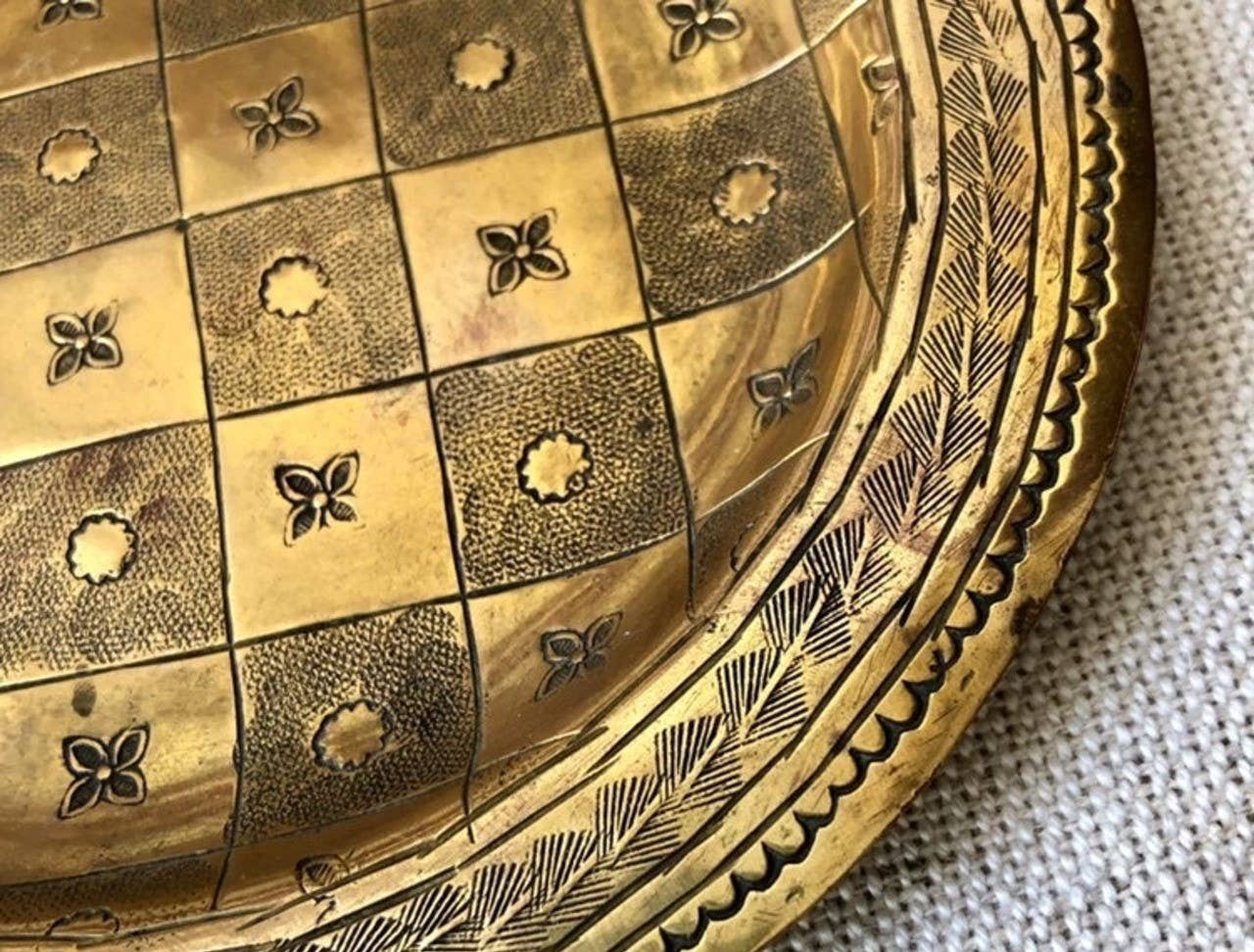 High crafty - Wholesale Decorative Tray - Moroccan Small Vintage Tray – Handmade Carved Metal, 16cm3