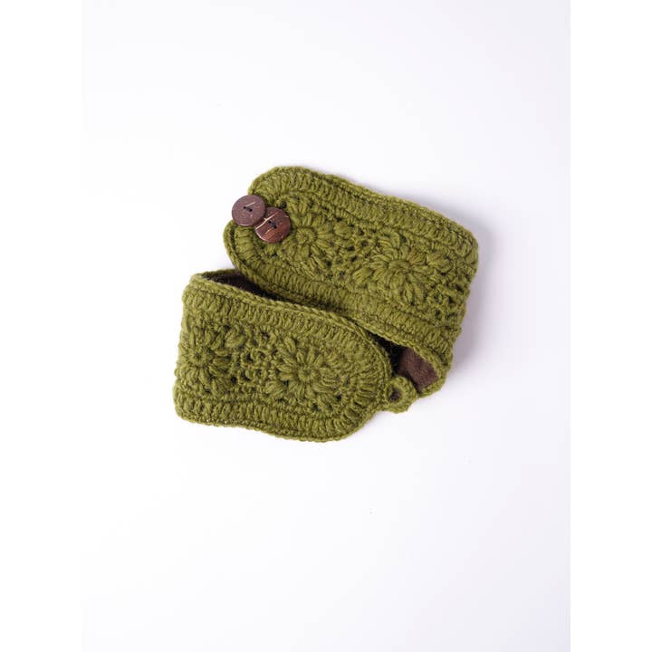 Windhorse Trading Inc - Wholesale Fashion Headband - Women's - Floral Crochet Headband. HB70012