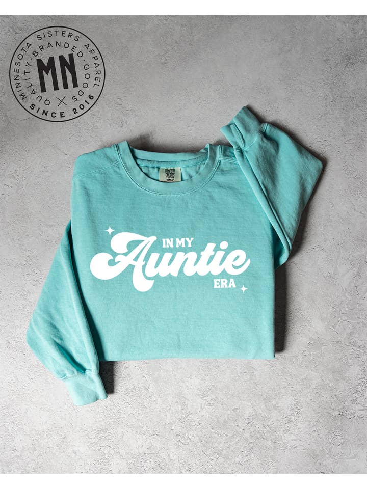 Minnesota Sisters - Wholesale Graphic Sweatshirt - Women's - In My Auntie Era Crewneck11