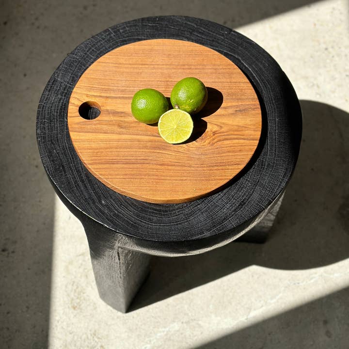 Office Objets - Wholesale Cutting Board - Monoxyle circular teak cutting board with perforations D:3083