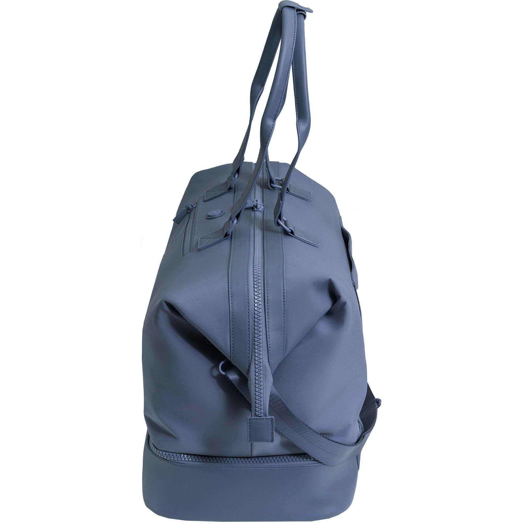 Magid - Wholesale Weekender Bag - Women's - Max Studio Sport Nylon & Faux Leather Drop Bottom Duffel Bag31