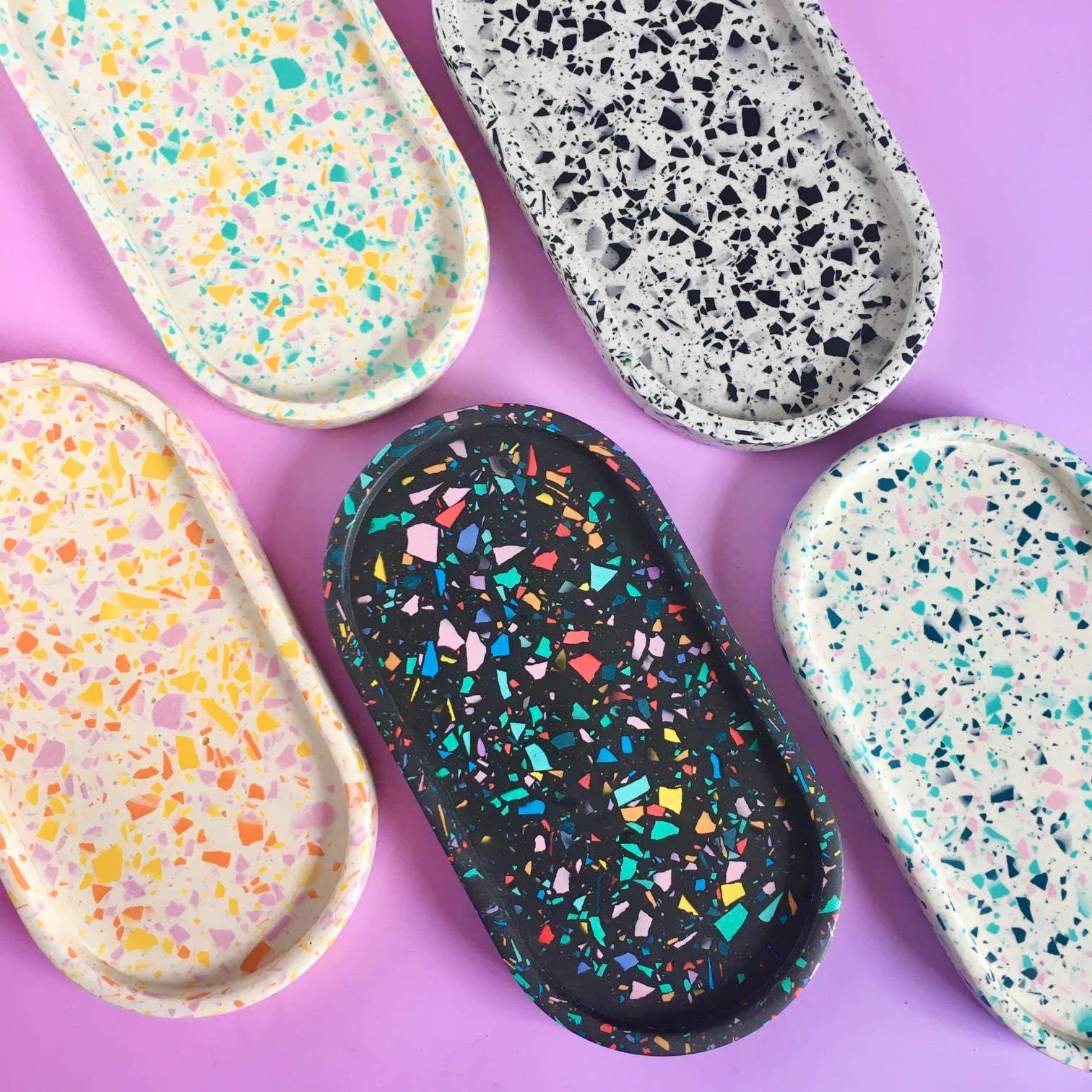 Rosie Glow – wholesale Decorative tray – Oval Terrazzo Tray10