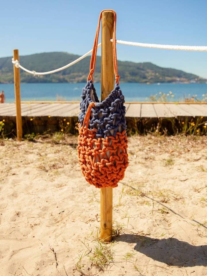 Borse artigianali RHODAS in cotone riciclato vegane per la vendita all'ingrosso da parte di Lolo Carolo