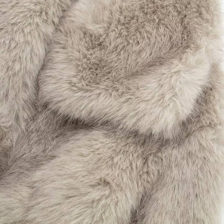 Marayn - Wholesale Fur/Faux Fur Coat - Women's - Luxury Faux Fur Coat European Chic Elegant Queen Style15