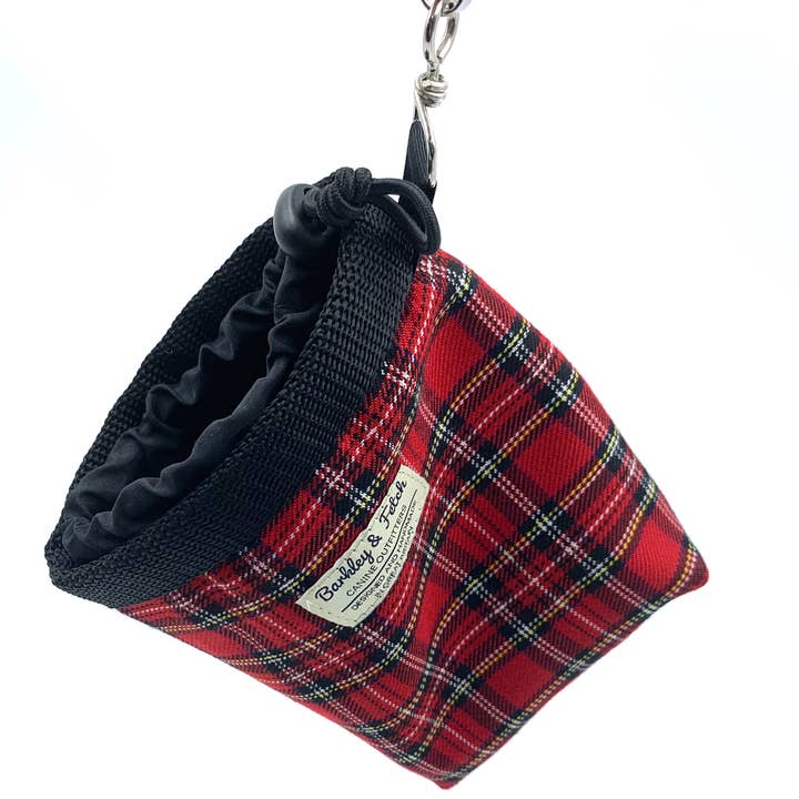 Barkley and Fetch – wholesale Pet treat bag – Dog – Red Tartan Treat Bag3