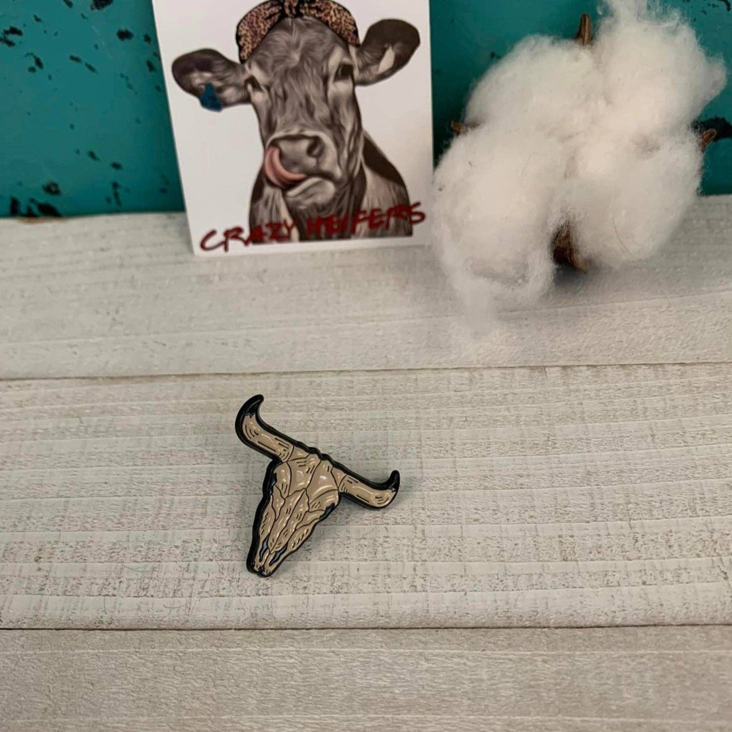 Crazy Heifers Wholesale - Wholesale Lapel Pin/Button - Trendy Lapel Pins V215