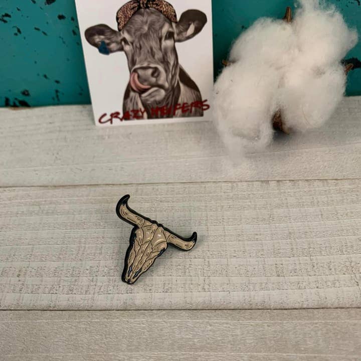 Crazy Heifers Wholesale - Wholesale Lapel Pin/Button - Trendy Lapel Pins V215