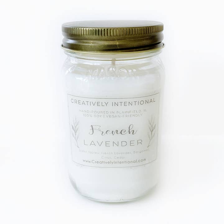 Bougies de soja à la lavande pour la vente par Creatively Intentional Candle Co.