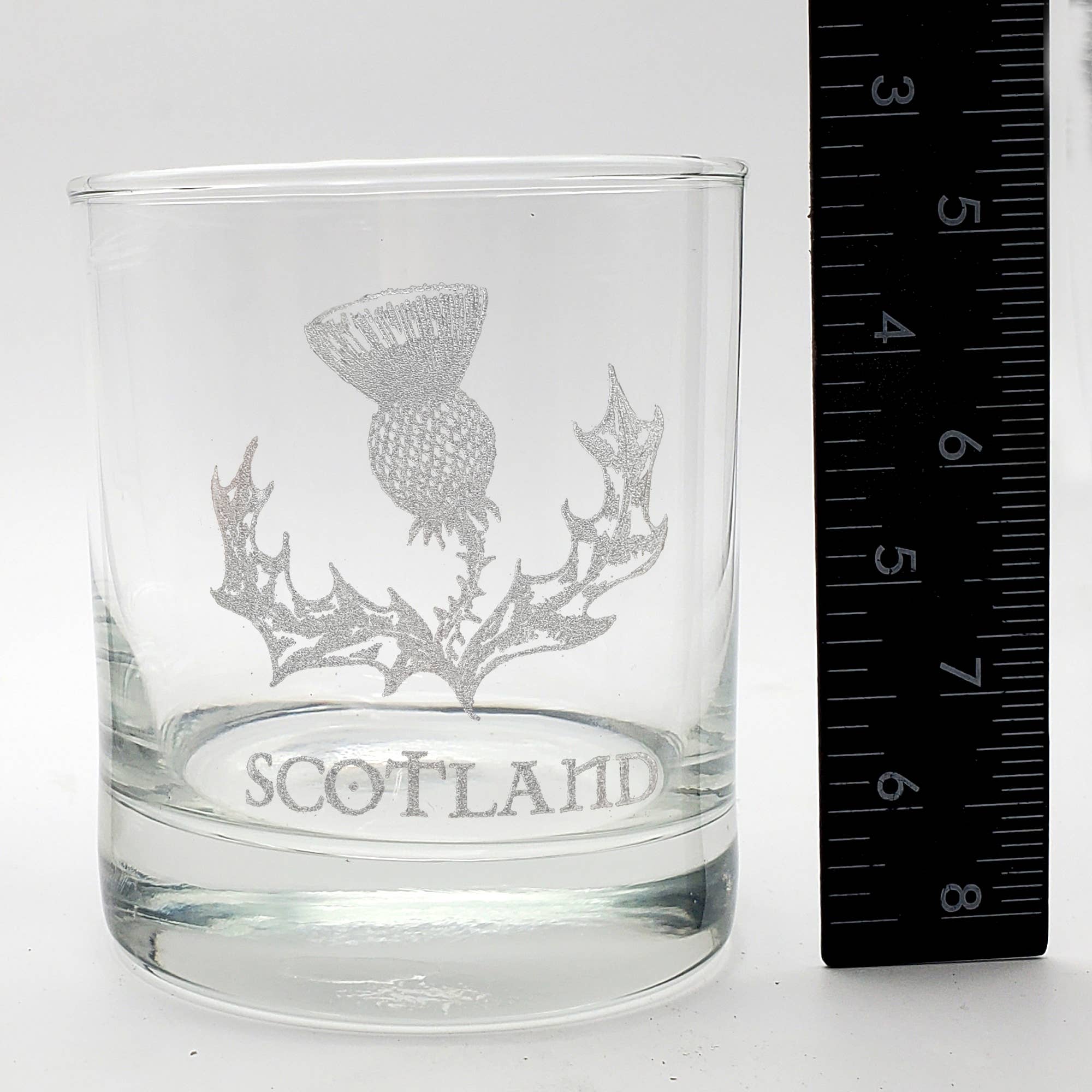 Lyoncraft - Wholesale Cocktail/liquor glass - Scottish Thistle 10oz Engraved Whiskey Glass, Flower Emblem2