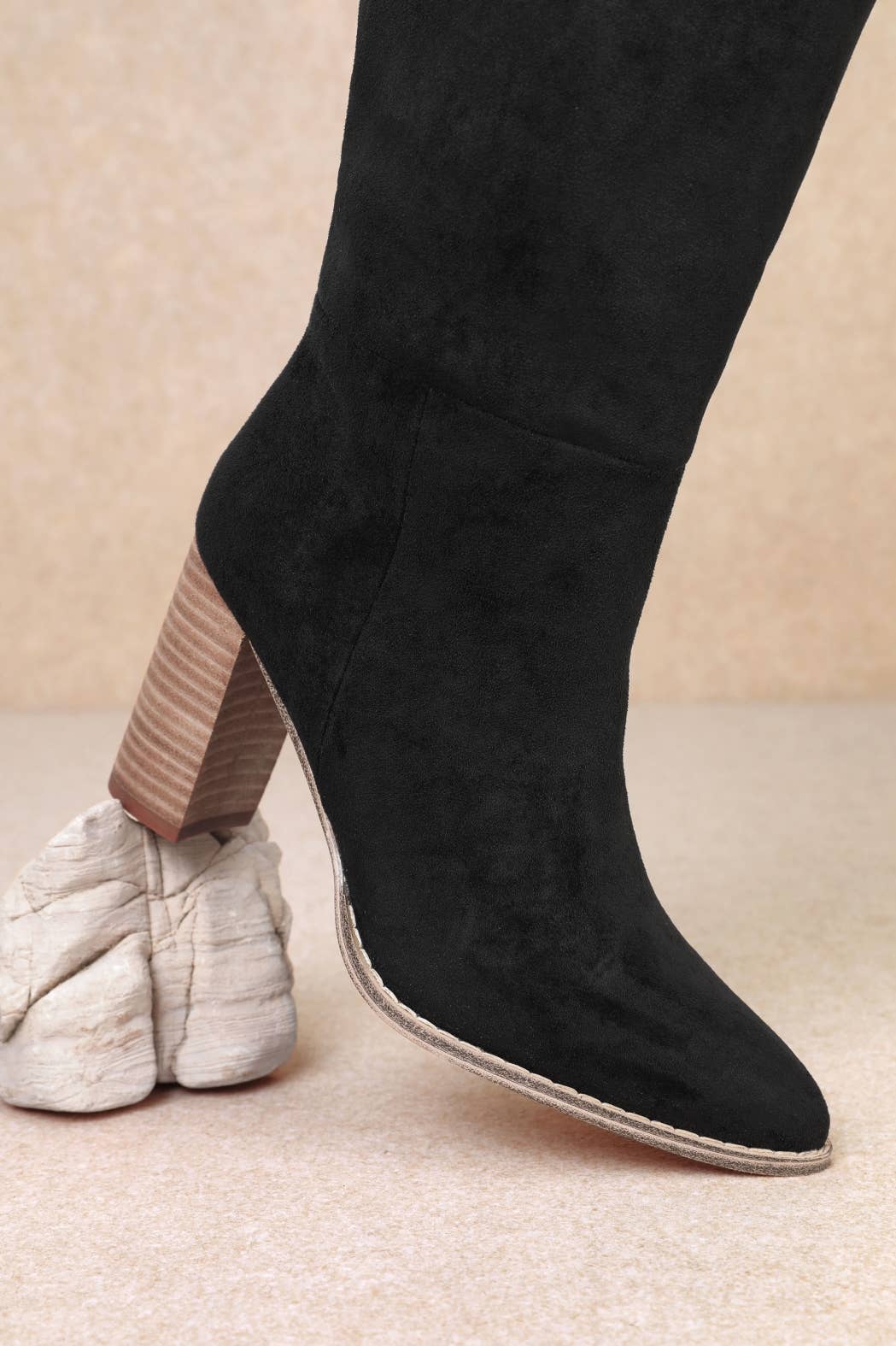 Oliccui - Wholesale Boots - Women's - TALL BLOCK HEEL FAUX SUEDE BOOTS14