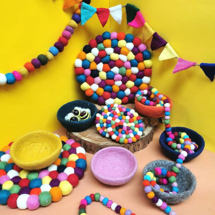 Felt So Good - Vente Fanion/guirlande - Guirlande à bulles multicolores en feutre biodégradable fait main3