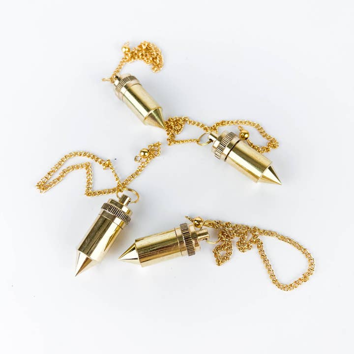 Pendolo a scomparto in ottone 1,5 «L con catena (confezione da 4) per la vendita all'ingrosso da parte di GREENROOTS USA LLC