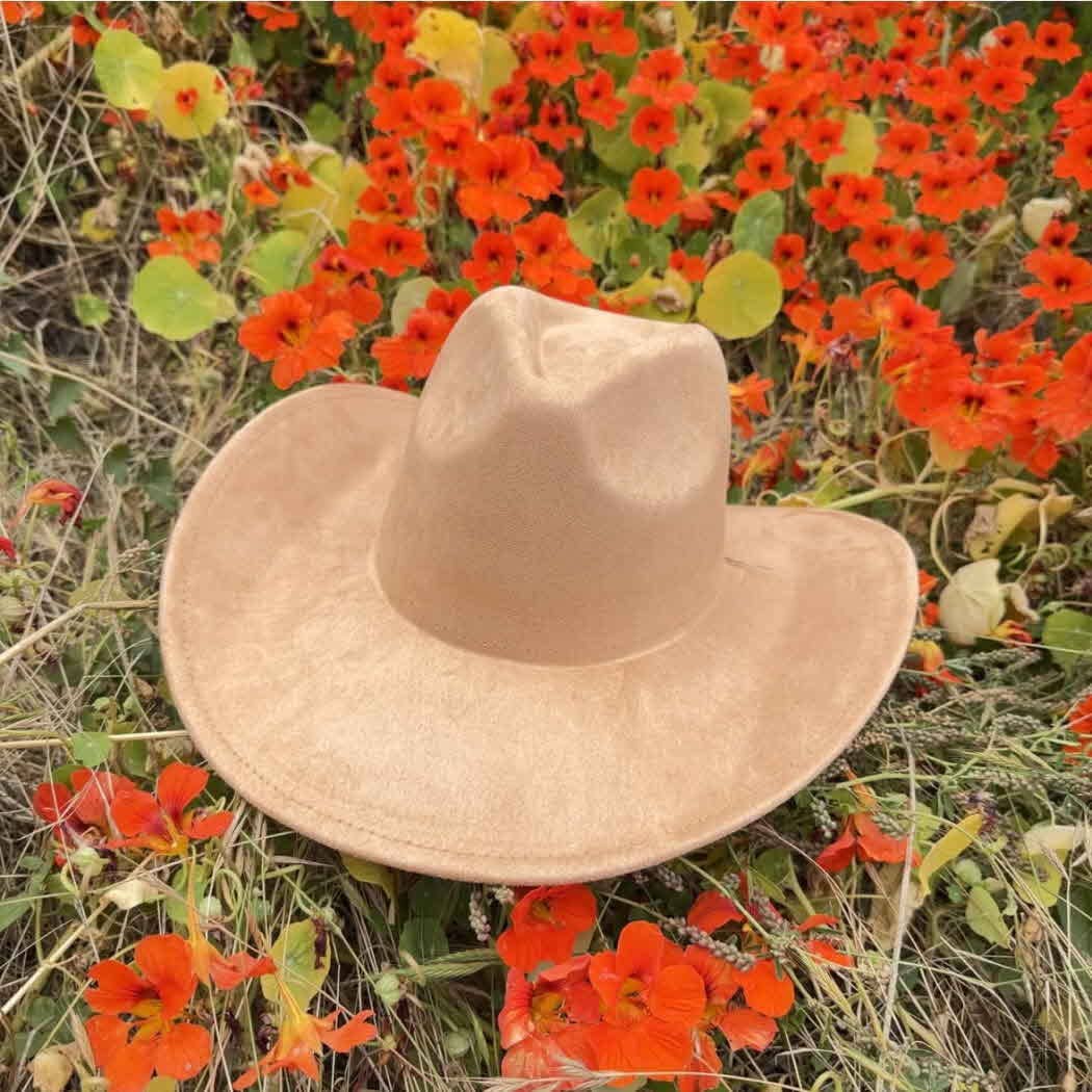 Queens INC – wholesale Cowboy Hat – Women’s – Best seller !!  Fashion Vegan suede  cowboy hat 13