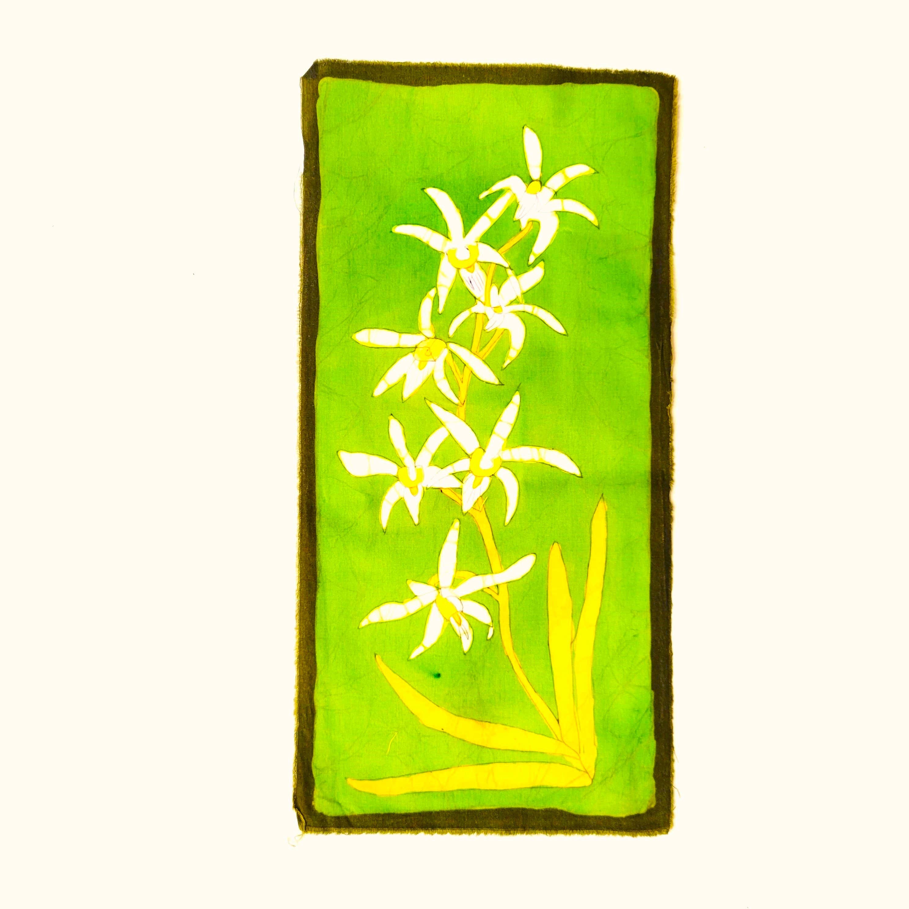 Eclectic Woodchuck - Wholesale Tapestry/Textile - Batik Dakl White Flower Wall Art1