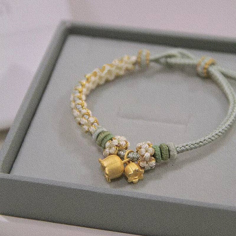 Beige Pulsera Trenzada Flores Convallariae B3850 de venta al por mayor en Faire2