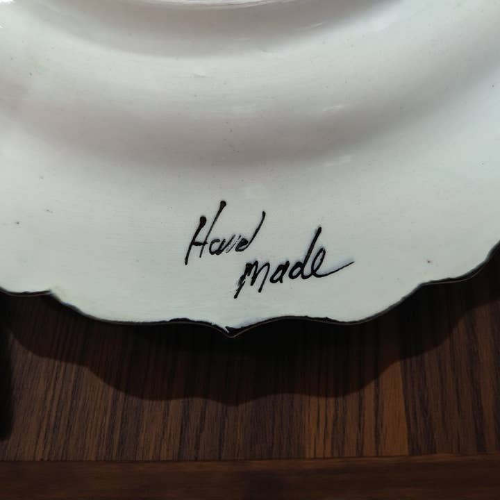 Import Corner - Wholesale Bowl - 39643: 3" SQUARE CERAMIC EMBOSSED BOWL4