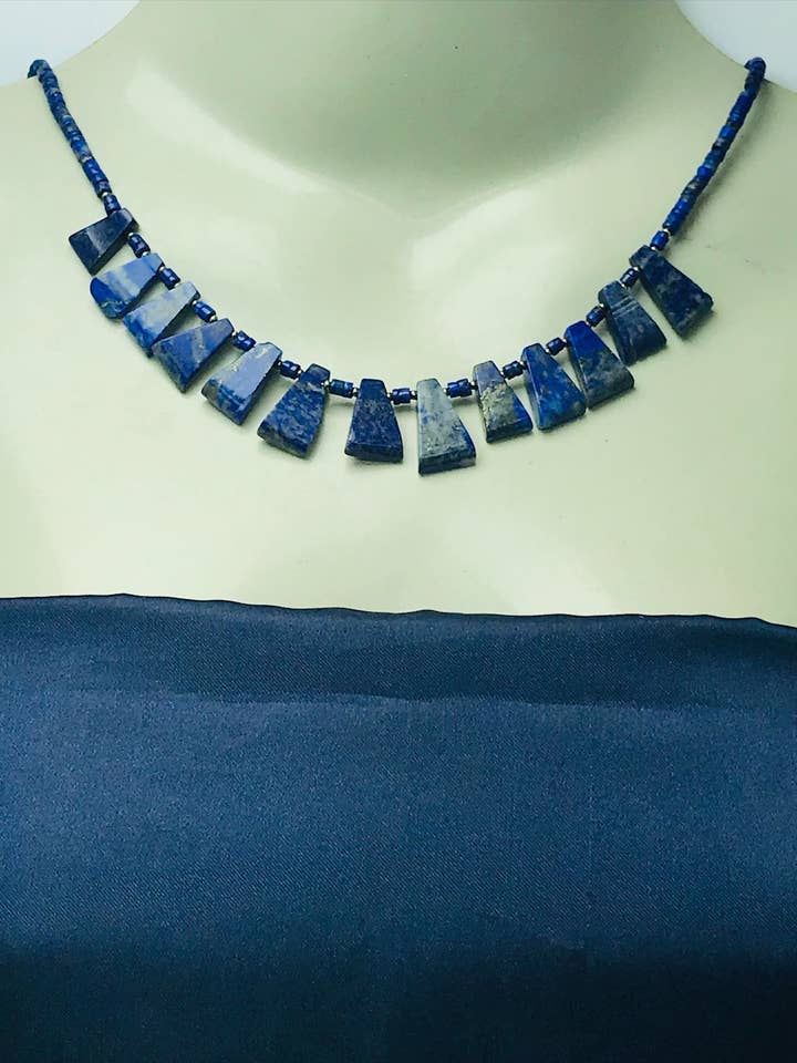 Lapis Lazuli Beaded Stone Light Weight Necklace for wholesale by vintarust